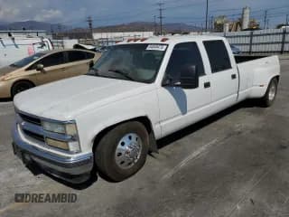 ✅ 1999 Chevrolet Silverado 3500 • VIN: 1GCHC33J7XF024092 • Лот: 64849475. Опубликован ранее на Copart с пробегом 188 547 миль. Бесплатный доступ к архиву аукционных продаж из США и подробный отчёт об истории автомобиля на DreamBid. Изображение 1.