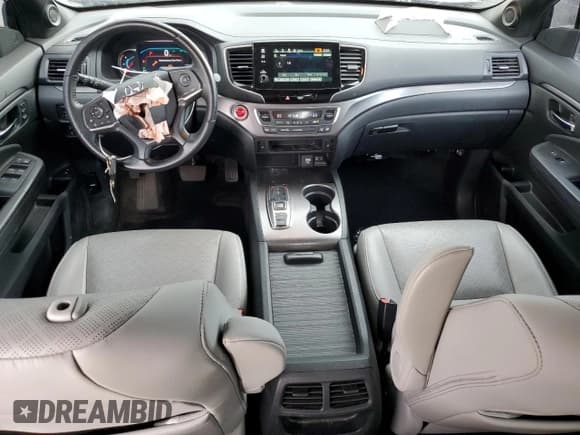 ✅ 2020 Honda Passport EX-L • VIN: 5FNYF7H52LB004096 • Lot: 62235233. Listed on Copart with 59,350 mi. Free auction sales archive from the USA and detailed vehicle history report at DreamBid. Image 8.