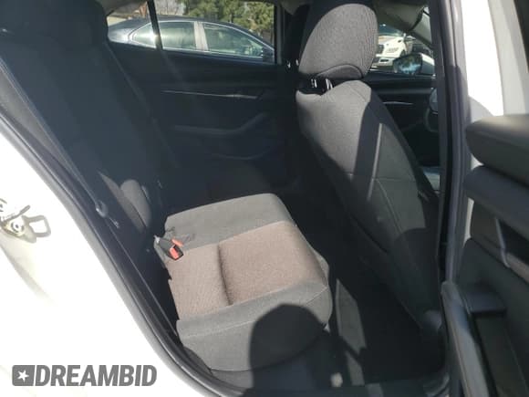 ✅ 2019 Mazda 3 • VIN: 3MZBPABL4KM112377 • Lot: 47440885. Listed on Copart with Not provided. Free auction sales archive from the USA and detailed vehicle history report at DreamBid. Image 10.