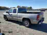2003 Chevrolet Silverado 1500 Work Truck z VIN 2GCEC19X431393089, wystawiony jako Copart lot #91223905 z przebiegiem 242 081 mil mil oraz Czysty tytuł • Clean title. Historia ofert i sprzedaży dostępna na DreamBid. Obrazek 2.