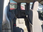 ✅ 2006 Chevrolet Colorado 1LT • VIN: 1GCDS196868112533 • Lot: 43578609. Listed on IAAI with 309,612 mi. Free auction sales archive from the USA and detailed vehicle history report at DreamBid. Image 8.