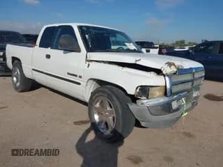 ✅ 2001 Dodge 1500 • VIN: 3B7HC13Z51G246470 • Lot: 43670780. Listed on IAAI with 164,546 mi. Free auction sales archive from the USA and detailed vehicle history report at DreamBid. Image 1.