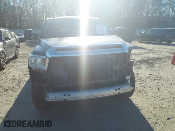 ✅ 2015 Toyota Tundra SR5 • VIN: 5TFRY5F16FX185510 • Лот: 41706192. Опубликован ранее на IAAI с пробегом 97 162 миль. Бесплатный доступ к архиву аукционных продаж из США и подробный отчёт об истории автомобиля на DreamBid. Изображение 12.