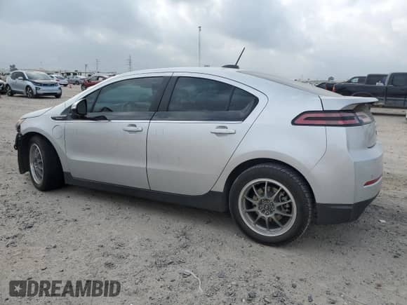 2015 Chevrolet Volt z VIN 1G1RD6E40FU126329, wystawiony jako Copart lot #46565734 z przebiegiem 31 131 mil mil oraz . Historia ofert i sprzedaży dostępna na DreamBid. Obrazek 2.