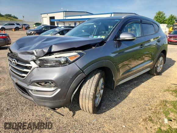 2017 Hyundai Tucson SE Plus с VIN KM8J33A41HU510341, выставлен на аукционе Copart как лот 64876155 с пробегом 107 582 миль миль и На запчасти • Non repairable. История ставок и продаж доступна на DreamBid. Изображение 1.