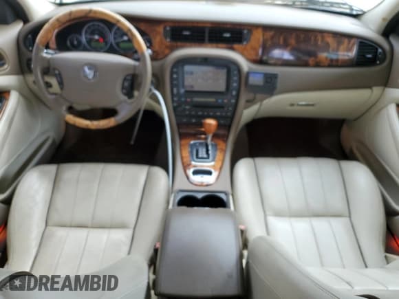 ✅ 2008 Jaguar S-Type 3 • VIN: SAJWA01A58FN83352 • Lot: 64596405. Listed on Copart with 121,827 mi. Free auction sales archive from the USA and detailed vehicle history report at DreamBid. Image 8.