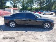 ✅ 2020 Dodge Charger SXT • VIN: 2C3CDXBG5LH211428 • Lot: 43094942. Wystawiony na IAAI z przebiegiem 105 934 mil. Bezpłatny archiwum sprzedaży aukcyjnych z USA i szczegółowy raport historii pojazdu na DreamBid. Zdjęcie 14.