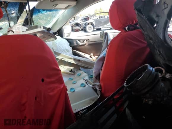 2020 Hyundai Ioniq SEL с VIN KMHC85LC9LU241301, выставлен на аукционе Copart как лот 69336694 с пробегом Не указан миль и Списание • Salvage title. История ставок и продаж доступна на DreamBid. Изображение 8.