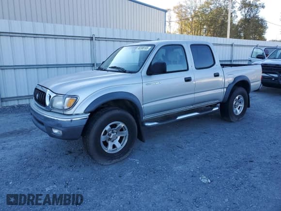 ✅ 2002 Toyota Tacoma PreRunner • VIN: 5TEGM92N12Z091590 • Лот: 90398105. Опубликован ранее на Copart с пробегом 141 853 миль. Бесплатный доступ к архиву аукционных продаж из США и подробный отчёт об истории автомобиля на DreamBid. Изображение 1.