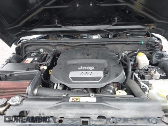 ✅ 2013 Jeep Wrangler Unlimited Sahara • VIN: 1C4BJWEG5DL538986 • Лот: 43730308. Опубликован ранее на IAAI с пробегом 148 843 миль. Бесплатный доступ к архиву аукционных продаж из США и подробный отчёт об истории автомобиля на DreamBid. Изображение 10.