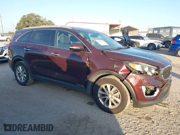 ✅ 2017 Kia Sorento LX • VIN: 5XYPGDA52HG326044 • Lot: 43462749. Listed on IAAI with 166,173 mi. Free auction sales archive from the USA and detailed vehicle history report at DreamBid. Image 1.