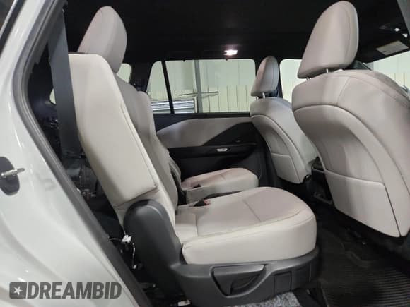 ✅ 2024 Lexus TX 350 • VIN: 5TDAAAB64RS015314 • Lot: 84427105. Listed on Copart with 11,965 mi. Free auction sales archive from the USA and detailed vehicle history report at DreamBid. Image 11.