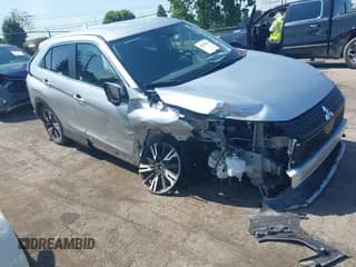 ✅ 2024 Mitsubishi Eclipse Cross SE • VIN: JA4ATWAA5RZ042284 • Лот: 42709019. Опубликован ранее на IAAI с пробегом 30 818 миль. Бесплатный доступ к архиву аукционных продаж из США и подробный отчёт об истории автомобиля на DreamBid. Изображение 1.