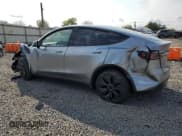 ✅ 2024 Tesla Model Y Long Range • VIN: 7SAYGDEE2RA333891 • Lot: 83788875. Wystawiony na Copart z przebiegiem 17 191 mil. Bezpłatny archiwum sprzedaży aukcyjnych z USA i szczegółowy raport historii pojazdu na DreamBid. Zdjęcie 2.