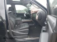 ✅ 2017 GMC Sierra 2500HD Denali • VIN: 1GT12UEY2HF246271 • Лот: 43504990. Опубликован ранее на IAAI с пробегом 115 762 миль. Бесплатный доступ к архиву аукционных продаж из США и подробный отчёт об истории автомобиля на DreamBid. Изображение 5.