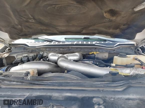 ✅ 2018 Ford F-250 XL • VIN: 1FT7W2BT5JEB38170 • Лот: 41675047. Опубликован ранее на IAAI с пробегом 146 260 миль. Бесплатный доступ к архиву аукционных продаж из США и подробный отчёт об истории автомобиля на DreamBid. Изображение 10.