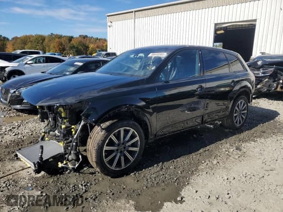 ✅ 2024 Audi Q7 Premium Plus • VIN: WA1LCBF75RD005473 • Лот: 86640385. Опубликован ранее на Copart с пробегом 33 430 миль. Бесплатный доступ к архиву аукционных продаж из США и подробный отчёт об истории автомобиля на DreamBid. Изображение 1.