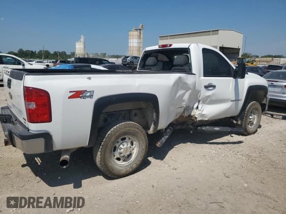 ✅ 2007 Chevrolet Silverado 2500HD 1LT • VIN: 1GCHK24667E575899 • Lot: 65538014. Wystawiony na Copart z przebiegiem 296 144 mil. Bezpłatny archiwum sprzedaży aukcyjnych z USA i szczegółowy raport historii pojazdu na DreamBid. Zdjęcie 3.