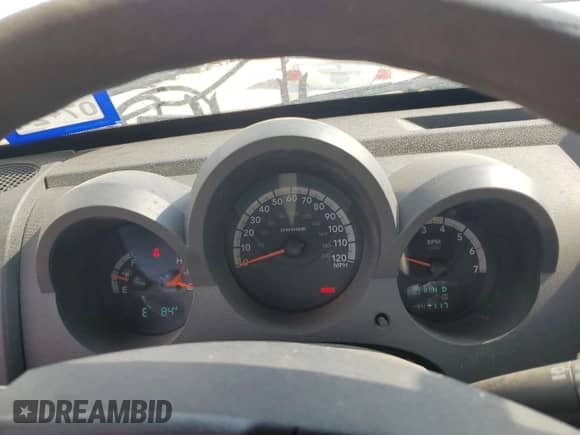 2011 Dodge Nitro Heat z VIN 1D4PT4GK5BW599632, wystawiony jako Copart lot #66800884 z przebiegiem 145 117 mil mil oraz Szkoda całkowita • Salvage title. Historia ofert i sprzedaży dostępna na DreamBid. Obrazek 9.