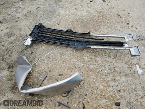 ✅ 2007 Chevrolet Silverado 2500HD Work Truck • VIN: 1GCHC24K27E577109 • Лот: 85469914. Опубликован ранее на Copart с пробегом 54 675 миль. Бесплатный доступ к архиву аукционных продаж из США и подробный отчёт об истории автомобиля на DreamBid. Изображение 12.