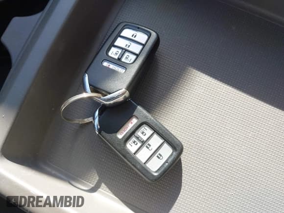 ✅ 2017 Honda Odyssey SE • VIN: 5FNRL5H31HB007661 • Lot: 43631512. Wystawiony na IAAI z przebiegiem 173 827 mil. Bezpłatny archiwum sprzedaży aukcyjnych z USA i szczegółowy raport historii pojazdu na DreamBid. Zdjęcie 11.