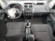 ✅ 2008 Suzuki SX4 • VIN: JS2YB417585104990 • Лот: 70782505. Опубликован ранее на Copart с пробегом 104 355 миль. Бесплатный доступ к архиву аукционных продаж из США и подробный отчёт об истории автомобиля на DreamBid. Изображение 8.