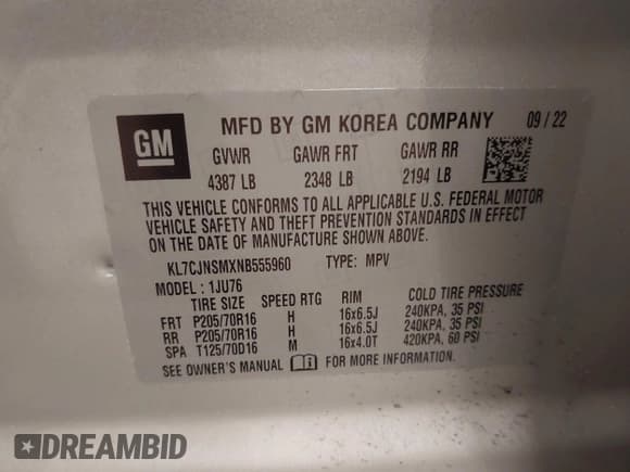 ✅ 2022 Chevrolet Trax LS • VIN: KL7CJNSMXNB555960 • Lot: 42563564. Wystawiony na IAAI z przebiegiem 28 553 mil. Bezpłatny archiwum sprzedaży aukcyjnych z USA i szczegółowy raport historii pojazdu na DreamBid. Zdjęcie 9.