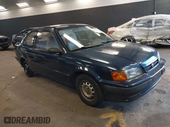 ✅ 1996 Toyota Tercel DX • VIN: JT2AC52L9T0139217 • Lot: 41898808. Wystawiony na IAAI z przebiegiem 86 500 mil. Bezpłatny archiwum sprzedaży aukcyjnych z USA i szczegółowy raport historii pojazdu na DreamBid. Zdjęcie 1.