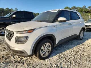 2022 Hyundai Venue SE with VIN KMHRB8A30NU197238, listed as a Copart auction lot 80128155 with 79,483 mi miles and Salvage title. Bid and sale history available at DreamBid. Image 1.