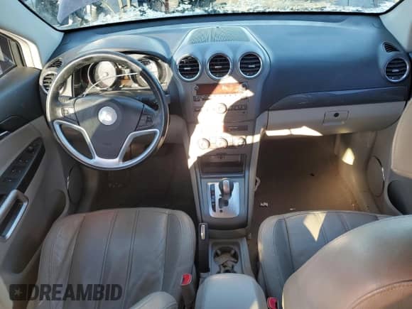 2008 Saturn VUE XR z VIN 3GSDL737X8S516501, wystawiony jako Copart lot #87925995 z przebiegiem 89 749 mil mil oraz Szkoda całkowita • Salvage title. Historia ofert i sprzedaży dostępna na DreamBid. Obrazek 8.