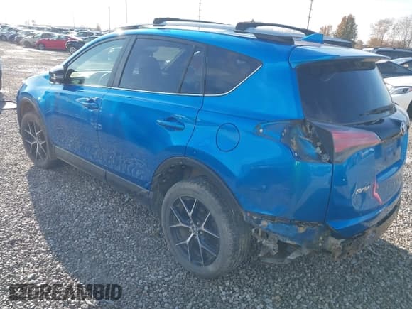 ✅ 2018 Toyota RAV4 SE • VIN: JTMJFREV1JJ721418 • Lot: 43612277. Listed on IAAI with 79,224 mi. Free auction sales archive from the USA and detailed vehicle history report at DreamBid. Image 3.