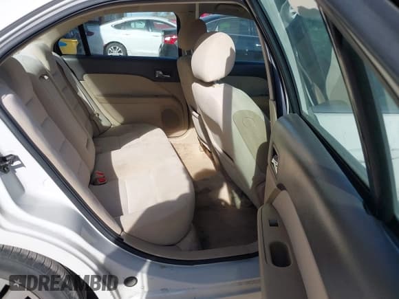 ✅ 2008 Ford Fusion SEL • VIN: 3FAHP08118R247007 • Lot: 43688661. Listed on IAAI with 223,364 mi. Free auction sales archive from the USA and detailed vehicle history report at DreamBid. Image 8.