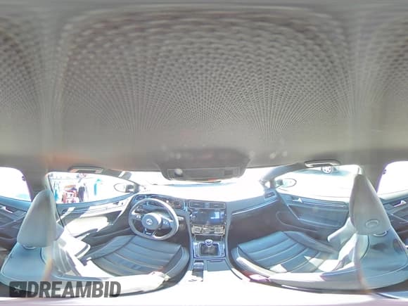 ✅ 2019 Volkswagen Golf R • VIN: WVWWA7AU0KW133357 • Lot: 83864445. Wystawiony na Copart z przebiegiem 58 335 mil. Bezpłatny archiwum sprzedaży aukcyjnych z USA i szczegółowy raport historii pojazdu na DreamBid. Zdjęcie 14.