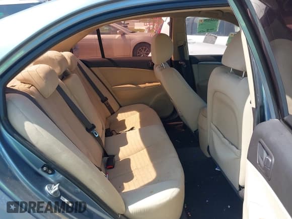 ✅ 2010 Hyundai Sonata GLS • VIN: 5NPET4AC5AH659127 • Lot: 43221813. Listed on IAAI with 215,978 mi. Free auction sales archive from the USA and detailed vehicle history report at DreamBid. Image 8.