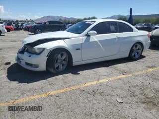 ✅ 2008 BMW 3 Series 335i • VIN: WBAWL73528PX56382 • Лот: 72057985. Опубликован ранее на Copart с пробегом 160 946 миль. Бесплатный доступ к архиву аукционных продаж из США и подробный отчёт об истории автомобиля на DreamBid. Изображение 1.