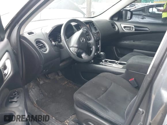 ✅ 2015 Nissan Pathfinder S • VIN: 5N1AR2MN8FC719737 • Lot: 42467205. Listed on IAAI with 195,894 mi. Free auction sales archive from the USA and detailed vehicle history report at DreamBid. Image 5.