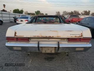 ✅ 1969 Plymouth Fury • VIN: PM27F9D246273 • Lot: 83016754. Wystawiony na Copart z przebiegiem 13 733 mil. Bezpłatny archiwum sprzedaży aukcyjnych z USA i szczegółowy raport historii pojazdu na DreamBid. Zdjęcie 6.