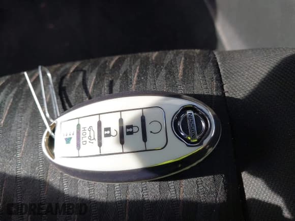 ✅ 2019 Nissan Rogue SV • VIN: KNMAT2MT0KP527137 • Lot: 42109988. Listed on IAAI with 128,501 mi. Free auction sales archive from the USA and detailed vehicle history report at DreamBid. Image 11.