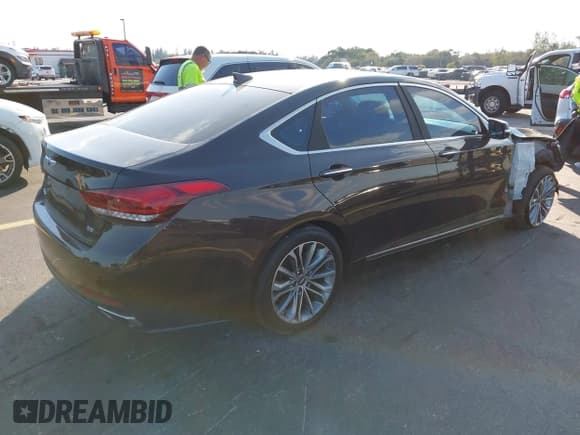 ✅ 2017 Genesis G80 3.8L • VIN: KMHGN4JE3HU172041 • Лот: 43731211. Опубликован ранее на IAAI с пробегом 143 186 миль. Бесплатный доступ к архиву аукционных продаж из США и подробный отчёт об истории автомобиля на DreamBid. Изображение 4.