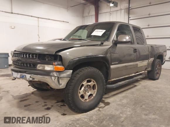 ✅ 2001 Chevrolet Silverado 1500 • VIN: 2GCEK19T211320364 • Лот: 42031686. Опубликован ранее на IAAI с пробегом 243 165 миль. Бесплатный доступ к архиву аукционных продаж из США и подробный отчёт об истории автомобиля на DreamBid. Изображение 22.