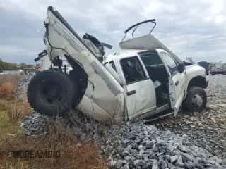 2004 Dodge 3500 ST z VIN 3D3MU48C04G162876, wystawiony jako Copart lot #49454665 z przebiegiem Nie podano mil oraz Szkoda całkowita • Salvage title. Historia ofert i sprzedaży dostępna na DreamBid. Obrazek 3.