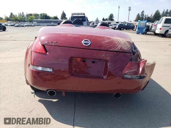 ✅ 2005 Nissan 350Z Touring • VIN: JN1AZ36A55M759502 • Lot: 70465285. Wystawiony na Copart z przebiegiem Nie podano. Bezpłatny archiwum sprzedaży aukcyjnych z USA i szczegółowy raport historii pojazdu na DreamBid. Zdjęcie 6.