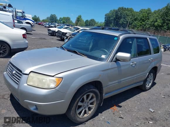 ✅ 2007 Subaru Forester X • VIN: JF1SG65617H725645 • Лот: 42660092. Опубликован ранее на IAAI с пробегом 123 228 миль. Бесплатный доступ к архиву аукционных продаж из США и подробный отчёт об истории автомобиля на DreamBid. Изображение 2.
