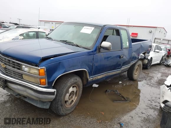 ✅ 1993 Chevrolet Silverado 1500 • VIN: 2GCEK19KXP1186381 • Lot: 43589229. Wystawiony na IAAI z przebiegiem 261 205 mil. Bezpłatny archiwum sprzedaży aukcyjnych z USA i szczegółowy raport historii pojazdu na DreamBid. Zdjęcie 22.
