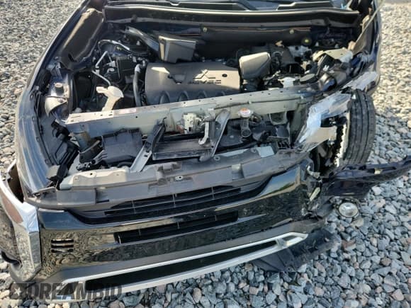 ✅ 2020 Mitsubishi Outlander SE • VIN: JA4AD3A36LZ046025 • Лот: 90549935. Опубликован ранее на Copart с пробегом 62 706 миль. Бесплатный доступ к архиву аукционных продаж из США и подробный отчёт об истории автомобиля на DreamBid. Изображение 12.