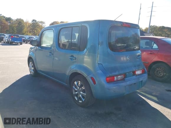 ✅ 2010 Nissan Cube S • VIN: JN8AZ2KR6AT151298 • Lot: 43685994. Wystawiony na IAAI z przebiegiem 112 275 mil. Bezpłatny archiwum sprzedaży aukcyjnych z USA i szczegółowy raport historii pojazdu na DreamBid. Zdjęcie 3.