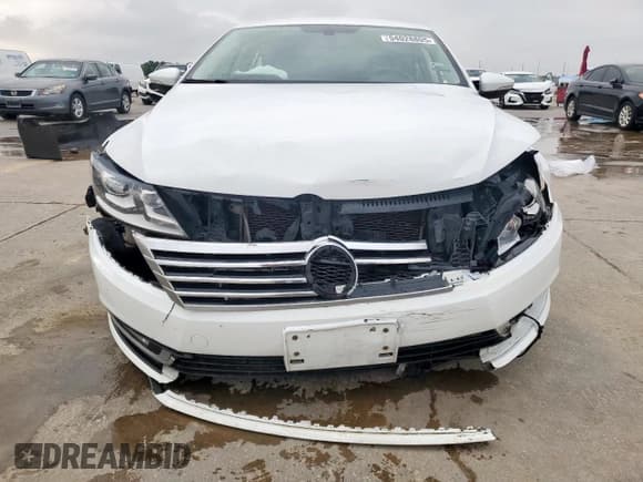 ✅ 2015 Volkswagen CC Sport • VIN: WVWBN7AN8FE829035 • Лот: 54028805. Опубликован ранее на Copart с пробегом 137 528 миль. Бесплатный доступ к архиву аукционных продаж из США и подробный отчёт об истории автомобиля на DreamBid. Изображение 5.