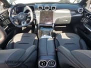 ✅ 2024 Mercedes-Benz C 63 S AMG E Performance • VIN: W1KAF8AB9RR214744 • Lot: 44844745. Wystawiony na Copart z przebiegiem 3 327 mil. Bezpłatny archiwum sprzedaży aukcyjnych z USA i szczegółowy raport historii pojazdu na DreamBid. Zdjęcie 8.