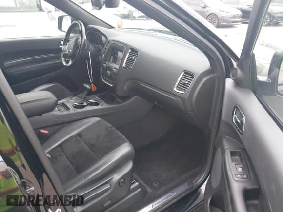 ✅ 2018 Dodge Durango GT • VIN: 1C4RDHDG2JC184018 • Lot: 43700409. Listed on IAAI with 175,644 mi. Free auction sales archive from the USA and detailed vehicle history report at DreamBid. Image 5.