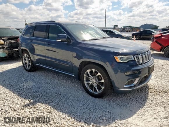 ✅ 2019 Jeep Grand Cherokee Summit • VIN: 1C4RJFJG0KC695987 • Lot: 81882935. Listed on Copart with 134,683 mi. Free auction sales archive from the USA and detailed vehicle history report at DreamBid. Image 4.